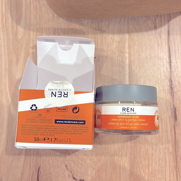 Ren Clean Skincare kit - Picture 3 of 6